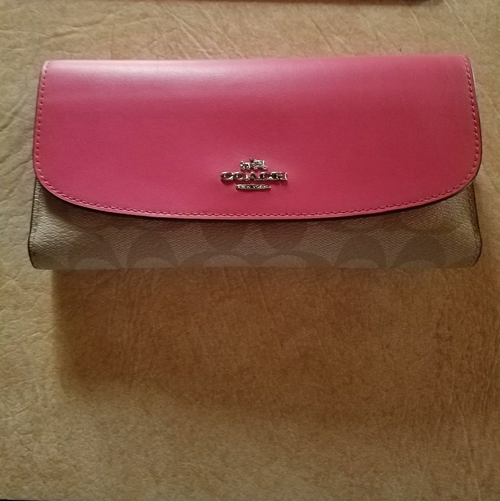 Coach wallet